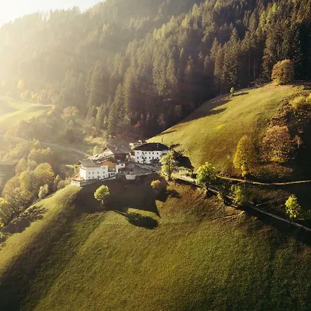 Szálloda Alpenwellnesshotel Gasteigerhof Neustift im Stubaital